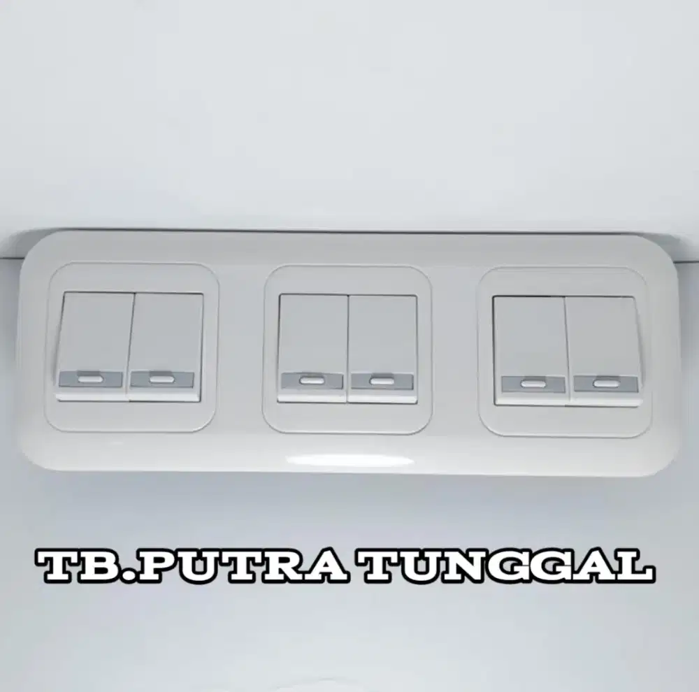 Sakelar lampu panasonic 3gang 6mata