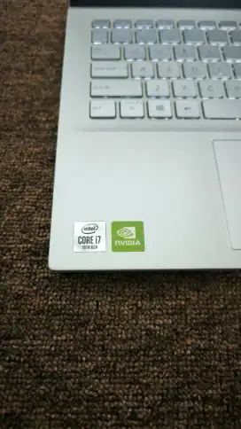 LAPTOP ASUS I7 GEN 10 RAM 16/1TB DUAL VGA