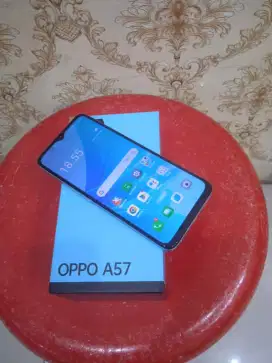 Oppo A57 ram 4/64 normal semuanya msh original semua nya lkp