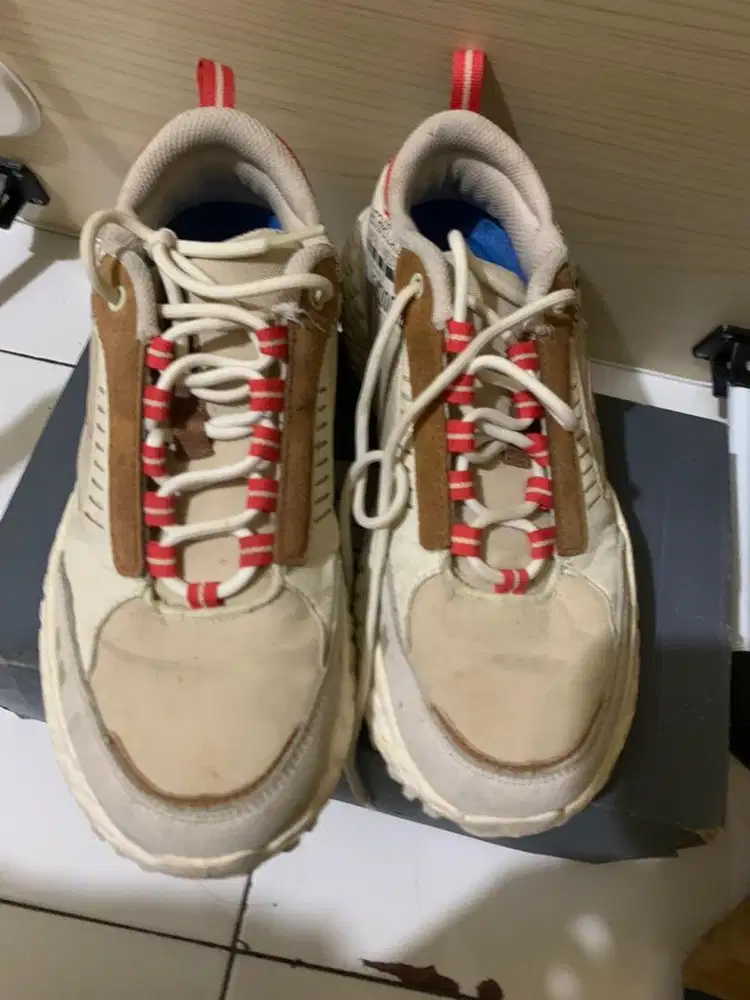 Sepatu Skechers