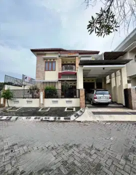Rumah Elite Mewah Dekat Exit Toll Full Prabot Tinggal Nempatin
