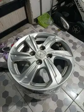 Velg Honda brio r14