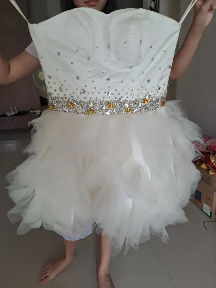 baju pesta manik2