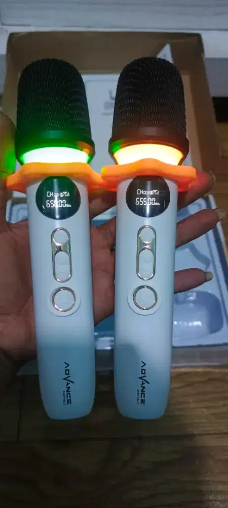 Mic wireless duel advance U10 (BARU) baterai tanam charger