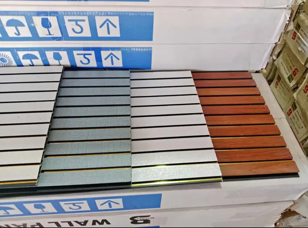 WALL PANEL DINDING MENERIMA ANTAR BAHAN & TERPASANG