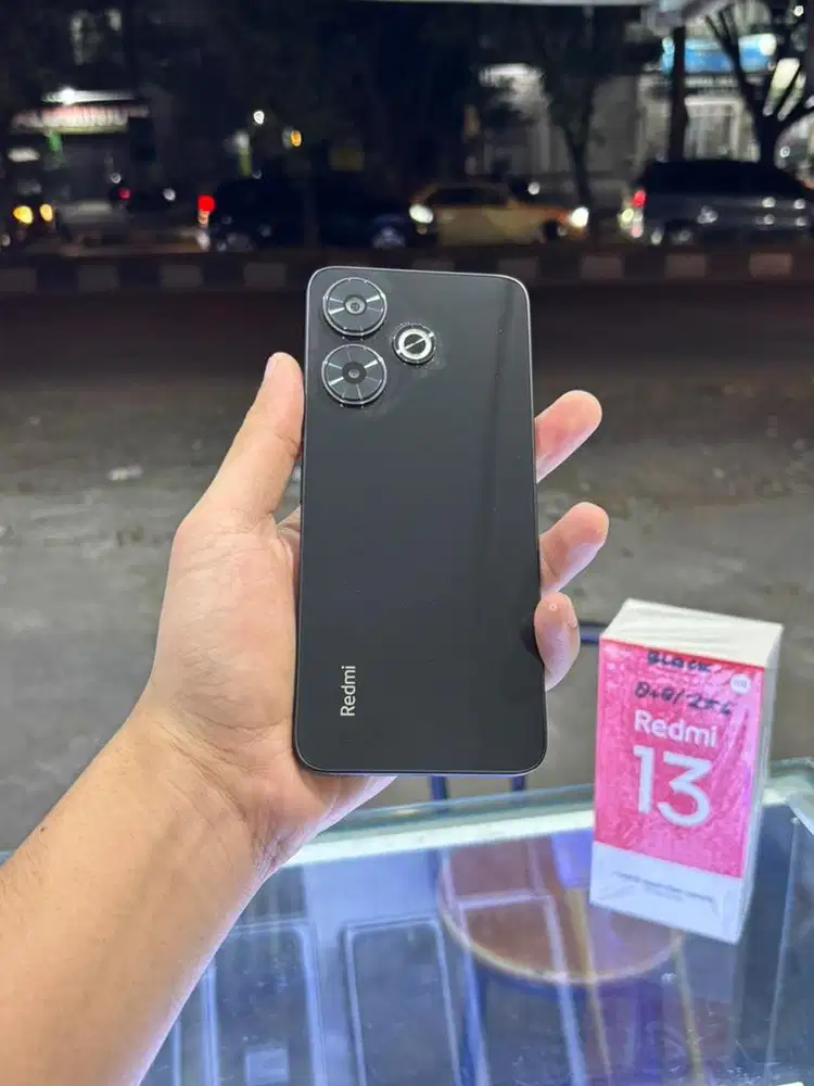 REDMI 13 Ram 8/256, Kondisi Mulus, Lengkap, Bergaransi.