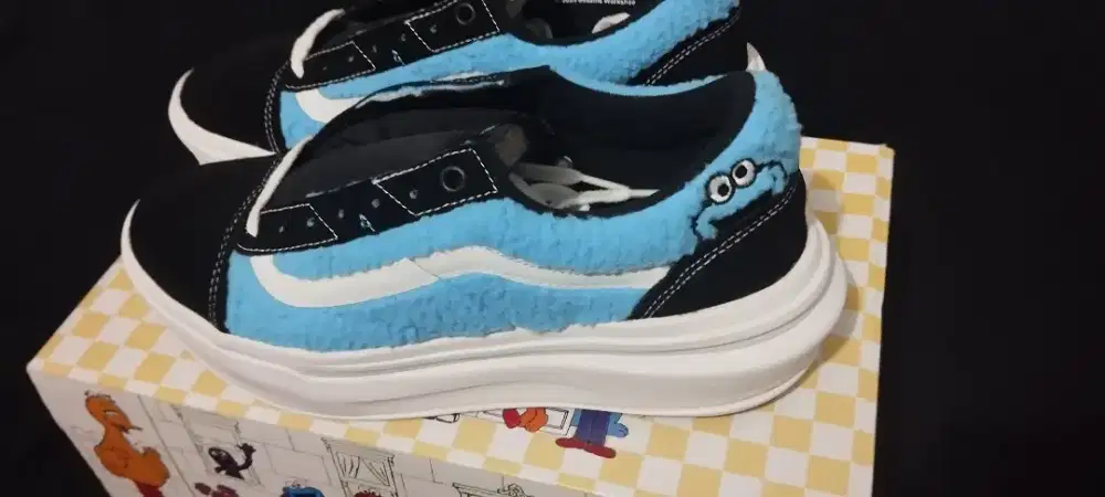 Vans x Sesame Street Original BNIB