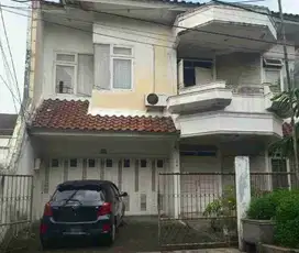 RUMAH MEWAH DI JL RAMBUNTAN PEJATEN BARAT JAKARTA SELATAN