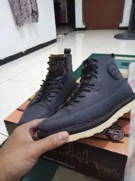 Sepatu Boots Lokal Merk Bradley
