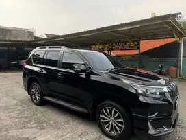 Land Cruiser Prado Modelista Tahun 2020