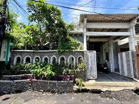 Rumah KETINTANG MADYA Surabaya Dekat dengan TOL