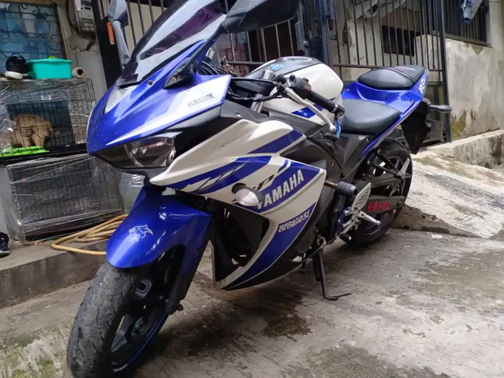 Yamaha R25 Dua Silinder 250CC Tahun 2014 Orsinil Mesin Halus Siap Gass