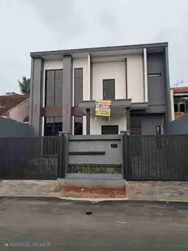 Brand New Furnished Cluster Taman Raya di Citra Raya