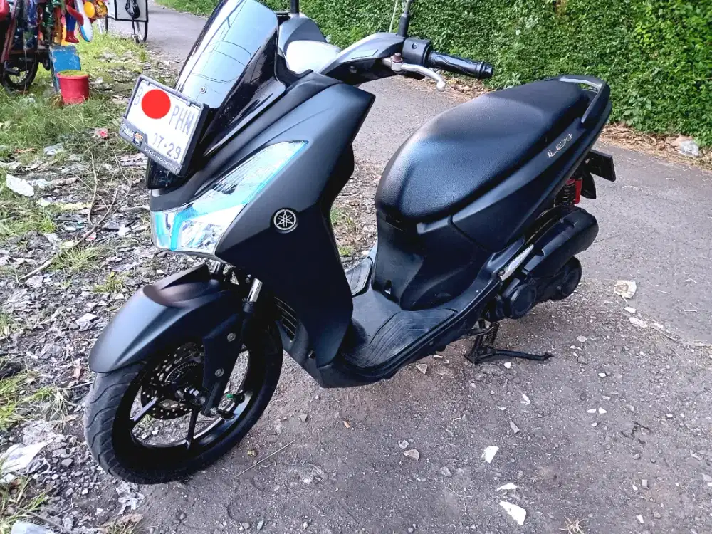 Yamaha lexi 125