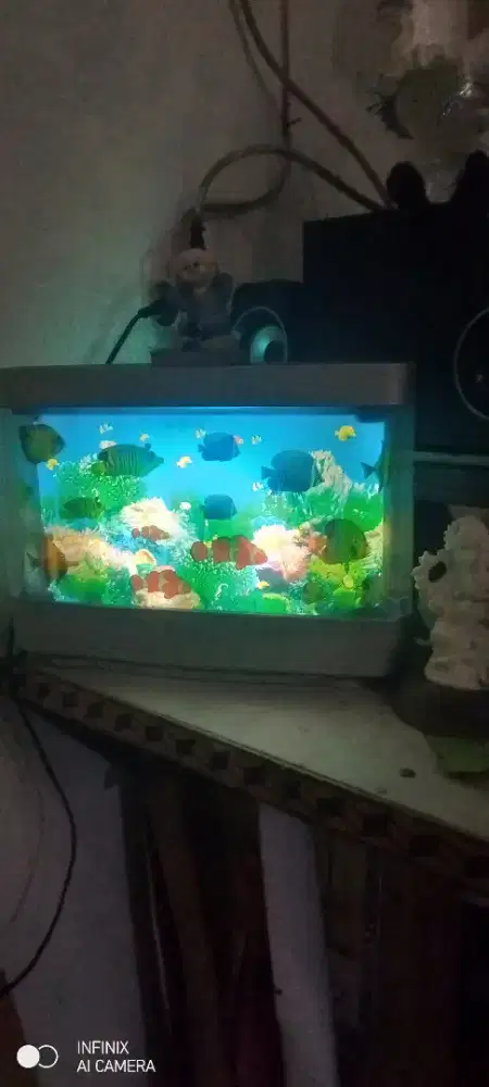 Lampu meja jadul motif aquarium