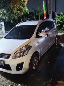 Suzuki Ertiga 2012 Bensin