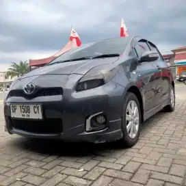 Dijual cepat., kondisi mobil masih sangat mulus