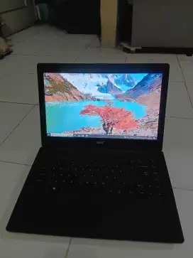 Acer Z1401 slim normal