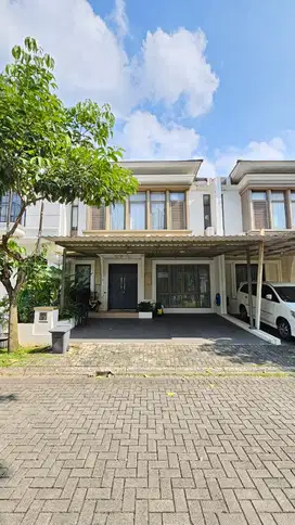 RUMAH SUPER STRATEGIS DIJANTUNG BSD CITY, CLUSTER LUXMORE GREENWICH PARK