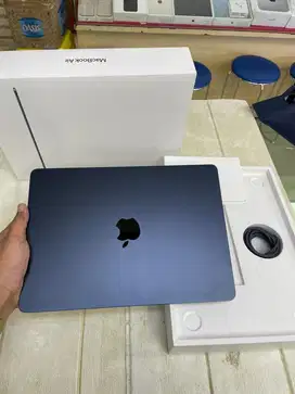 (IBOX) Macbook Air M4 2025 13 ram 16gb/256gb like new garansi resmi