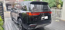 Lexus LX600 2023 Bensin
