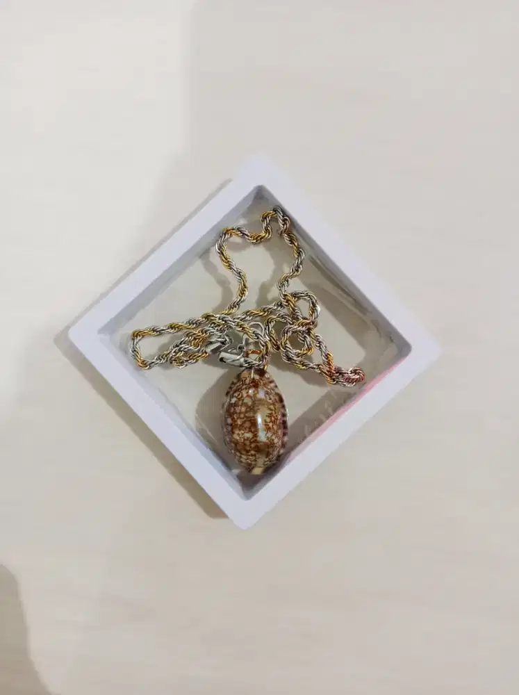 LIONTIN antik + KALUNG TITANIUM impor Harga 180  pas lokasi Cilebut