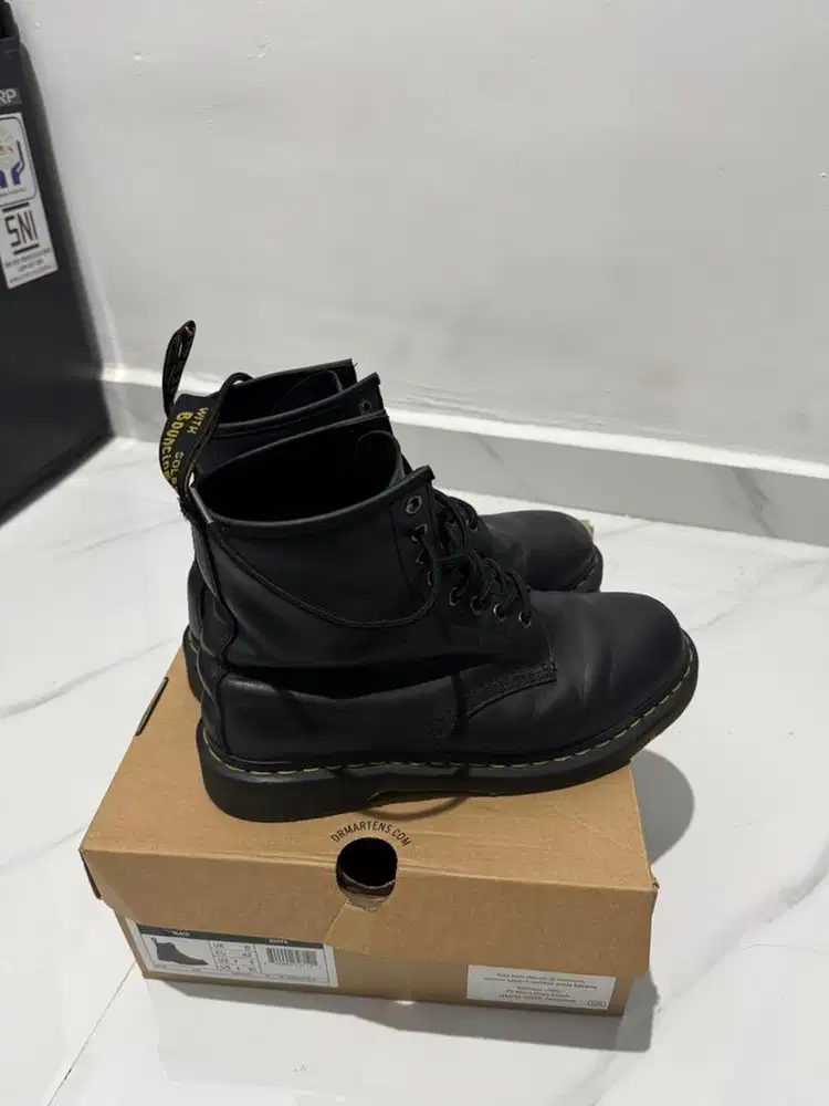 DOCMART AIRWAIR 1460 BLACK