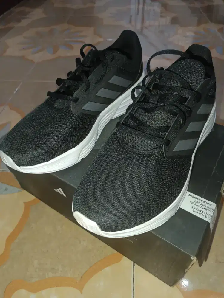SEPATU ADIDAS GALAXY 6 OM