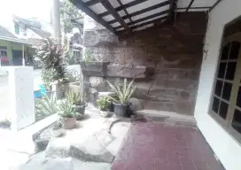 Dikontrakkan Rumah Mijen 5 Kamar tidur 2 kamar mandi