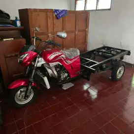 Jual Viar Karya kilometer showroom..!