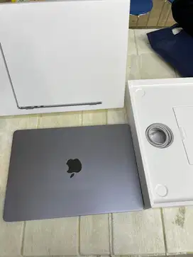 (IBOX) Macbook Air M2 2022 13 ram 16gb/256gb second like new resmi
