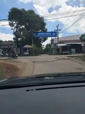 JUAL B.U tanah sàngat strategis