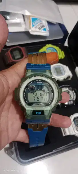 Casio G Shock DW 6900