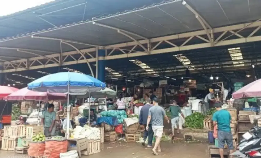 Jual es dan kopi di pasar induk