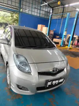 Dijual YARIS ISTIMEWA