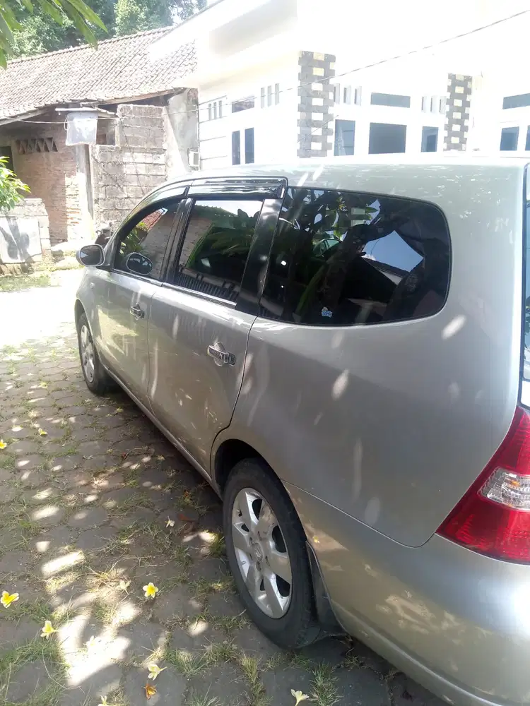 Nissan Grand livina 2008 Bensin