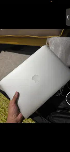 macbook Air 2017 icore i5