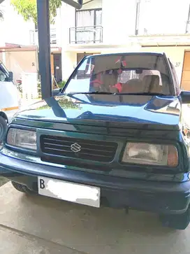 Suzuki Sidekick 1.5 Manual Hijau Metalik Tahun 1995 Istimewa ( Nego )