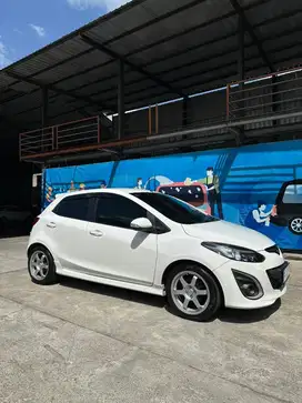 Mazda 2 R HB Last Edition 2014 AT