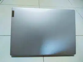 Dijual laptop Lenovo ideapad Slim 3 Intel I3-gen 10 Ram 8GB SSD 2656GB