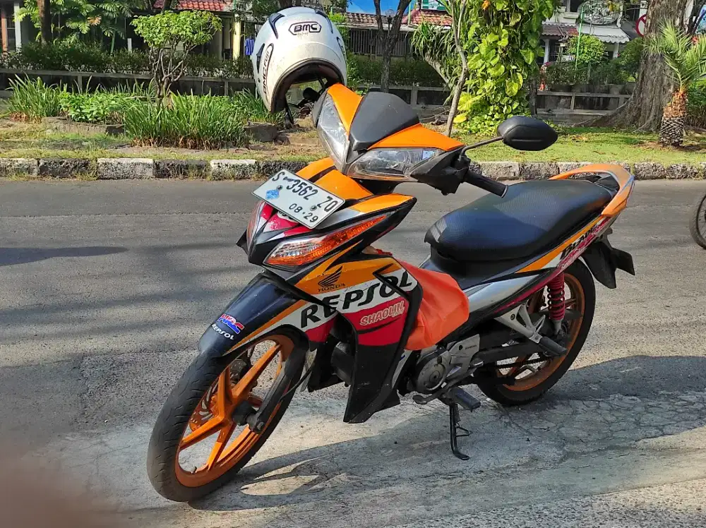 honda blade repsol 110