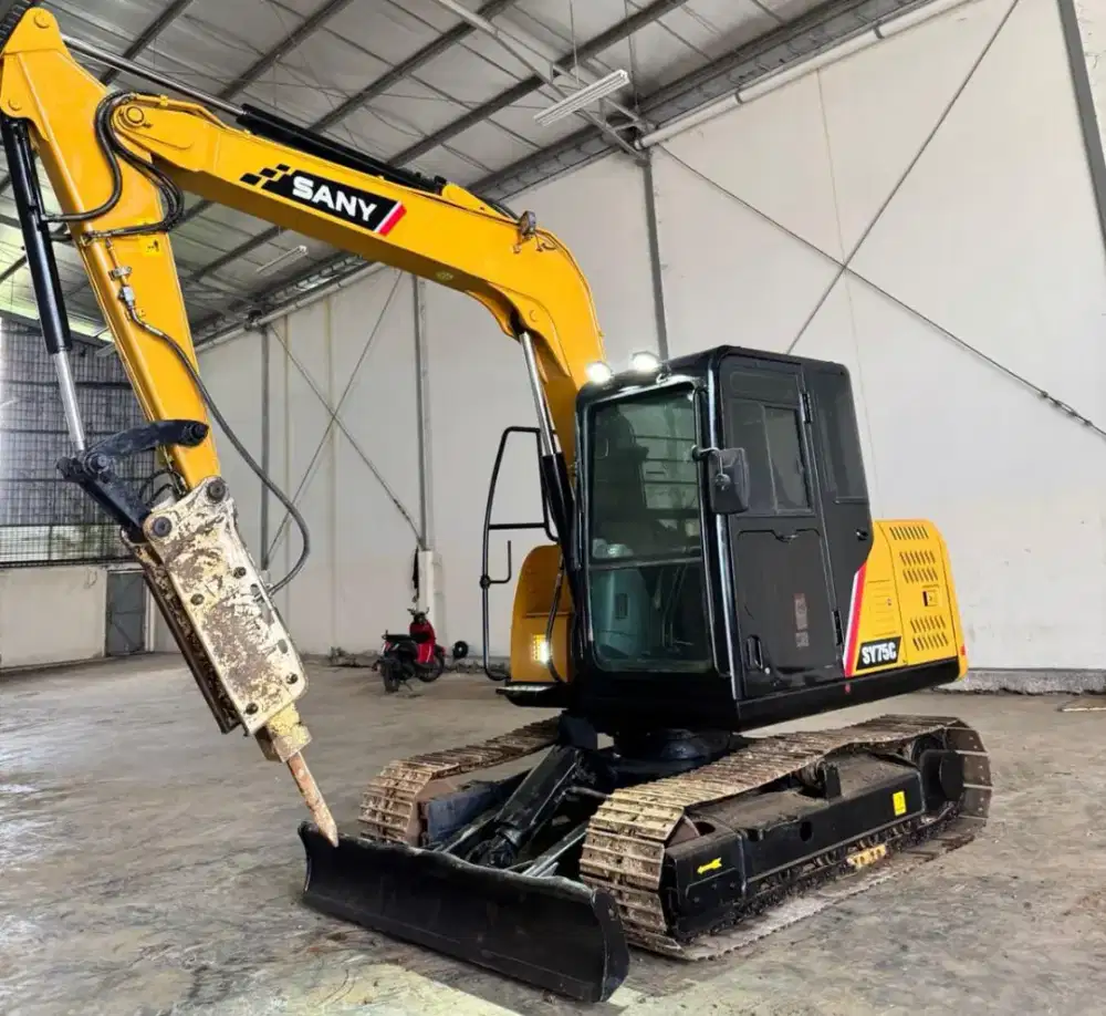 Excavator Mini Sany SY75C th 2022 Built Up + Breaker harga 490jt NEGO