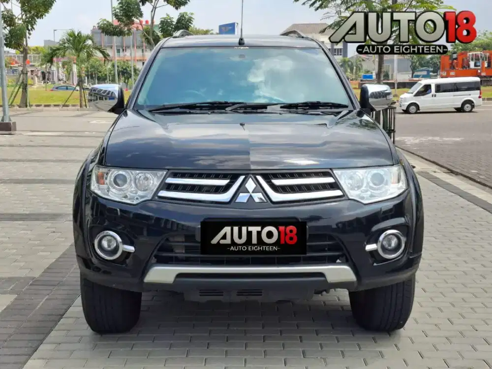 LOW KM 80rb, Pajero dakar 2015 hitam
