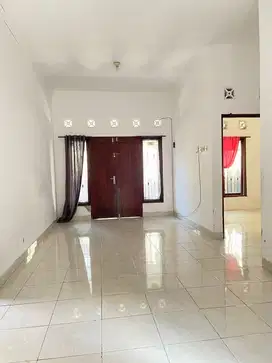 Dijual Cepat Rumah SIap Huni, Trihanggo Dalam RIngroad Jogja