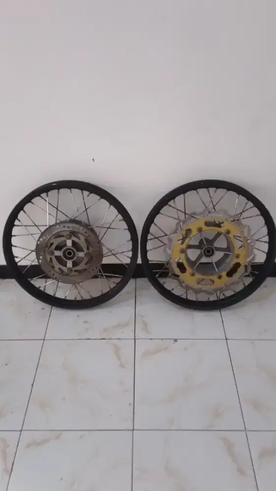 Tromol ninja 2tak set velg