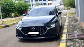 Km31rb mazda 3 mazda3 sedan skyactive 2019 hitam sunroof