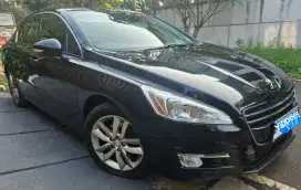 Peugeot 508 hitam. 1.6 turbo Automatic