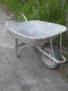 Kereta sorong merek  Arko di jual