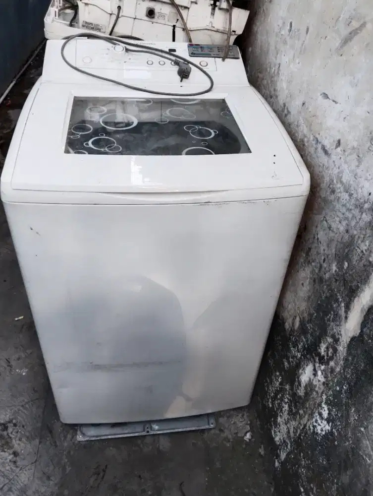 Body m cuci eletrolux jumbo siap pakai