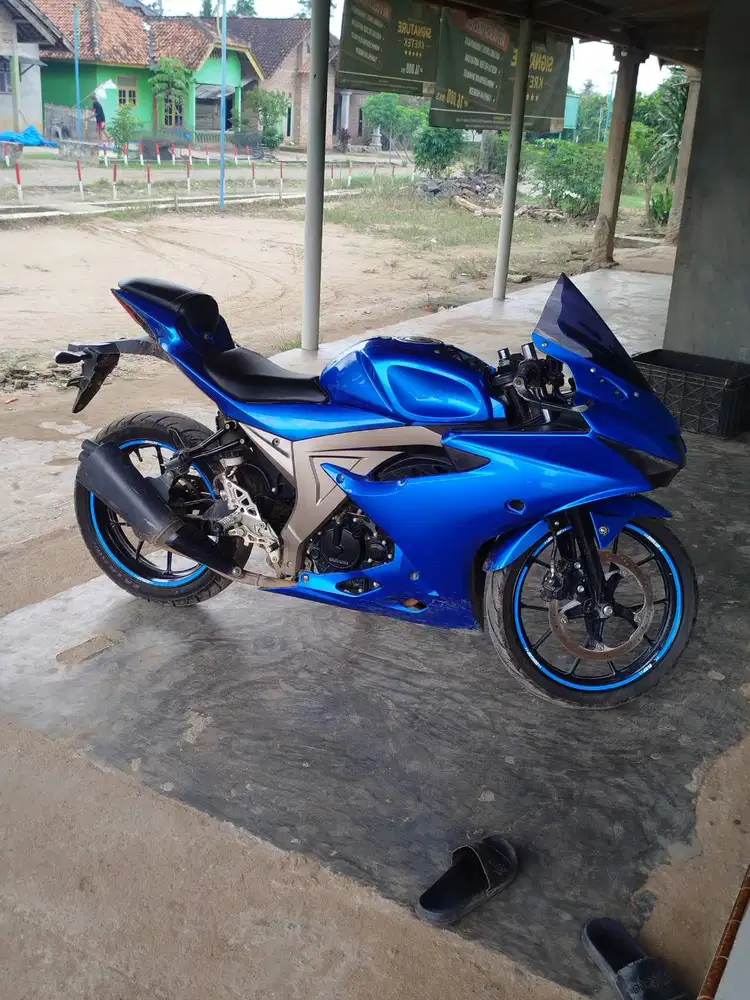 gsx r 150 ga warna biru sehat